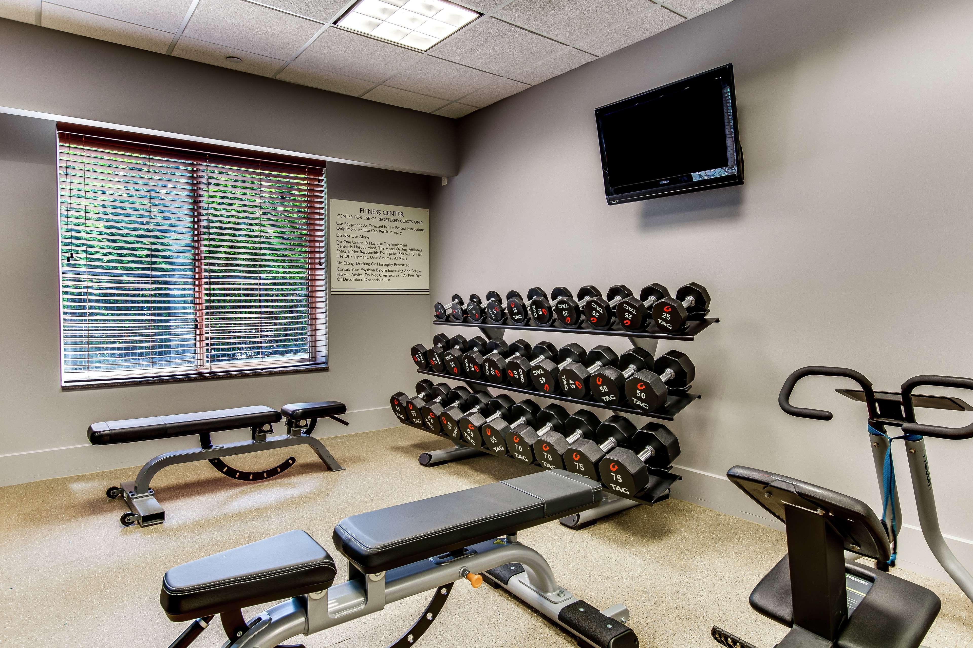 Hilton Garden Inn Louisville-Northeast Dış mekan fotoğraf
