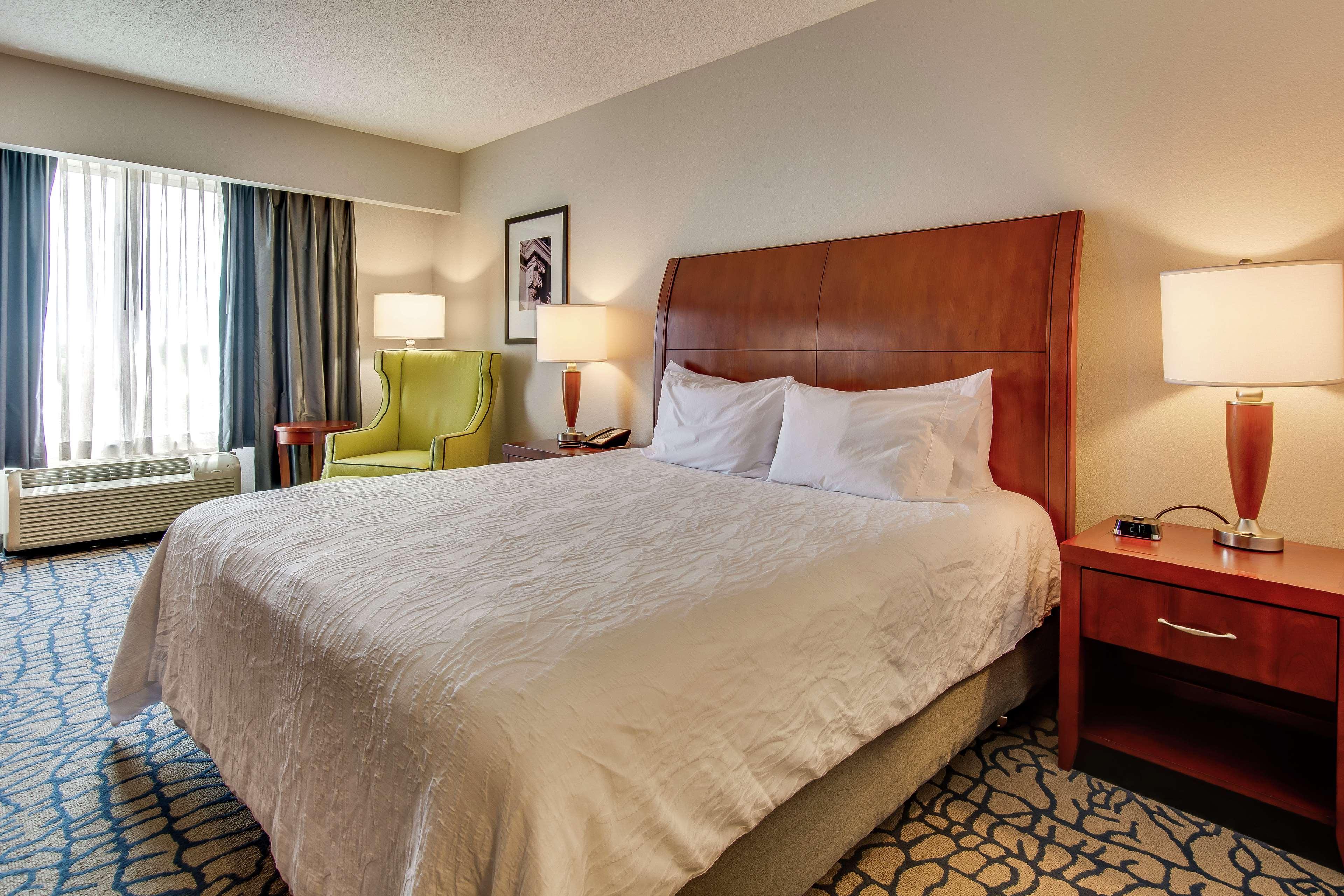 Hilton Garden Inn Louisville-Northeast Dış mekan fotoğraf