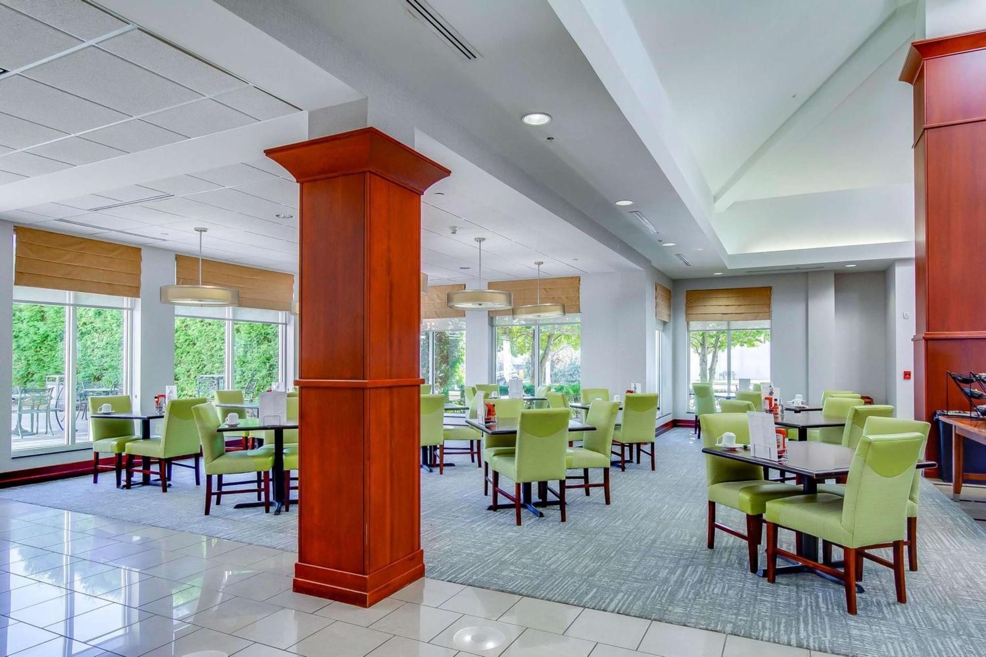 Hilton Garden Inn Louisville-Northeast Dış mekan fotoğraf