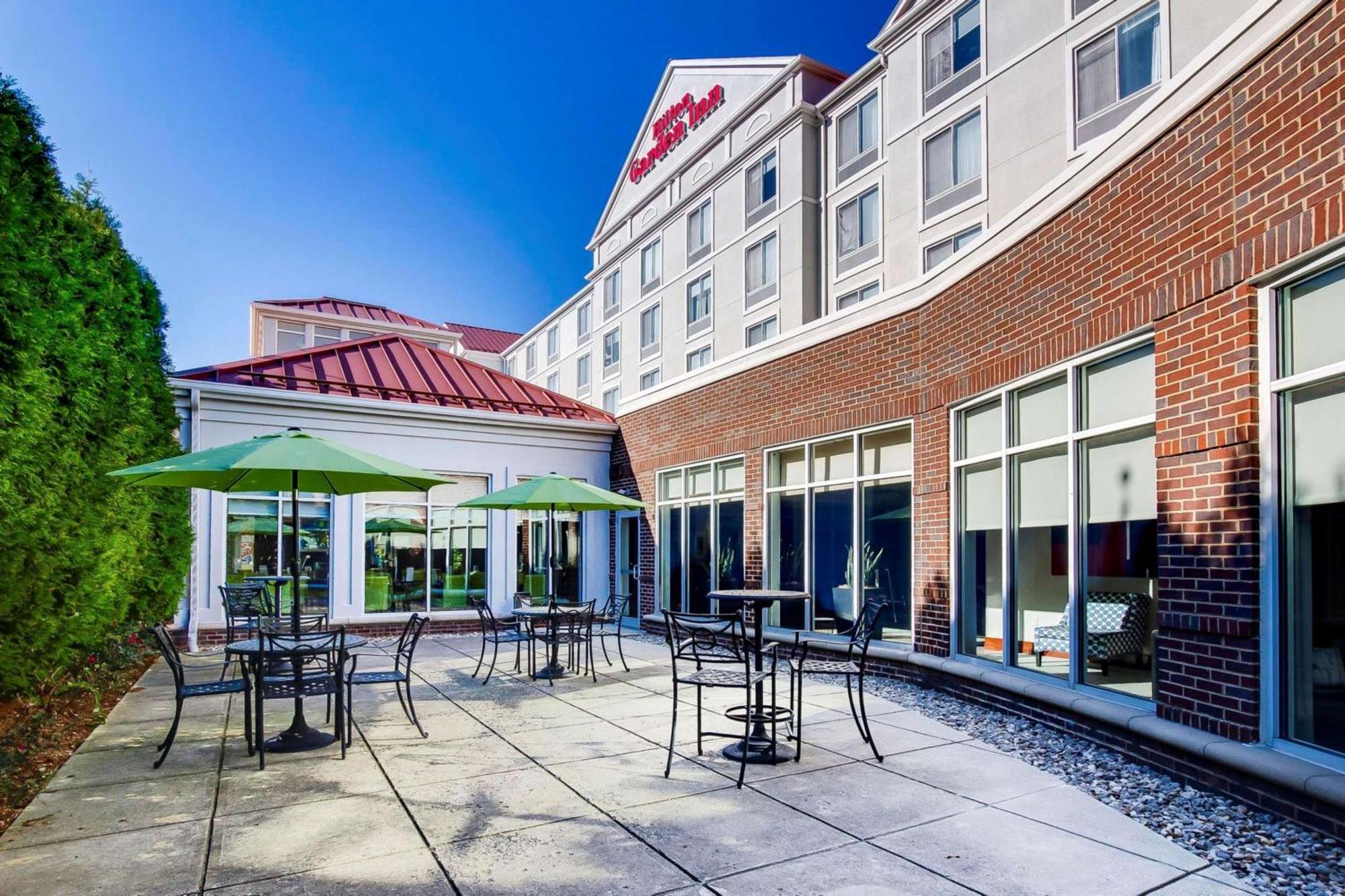 Hilton Garden Inn Louisville-Northeast Dış mekan fotoğraf